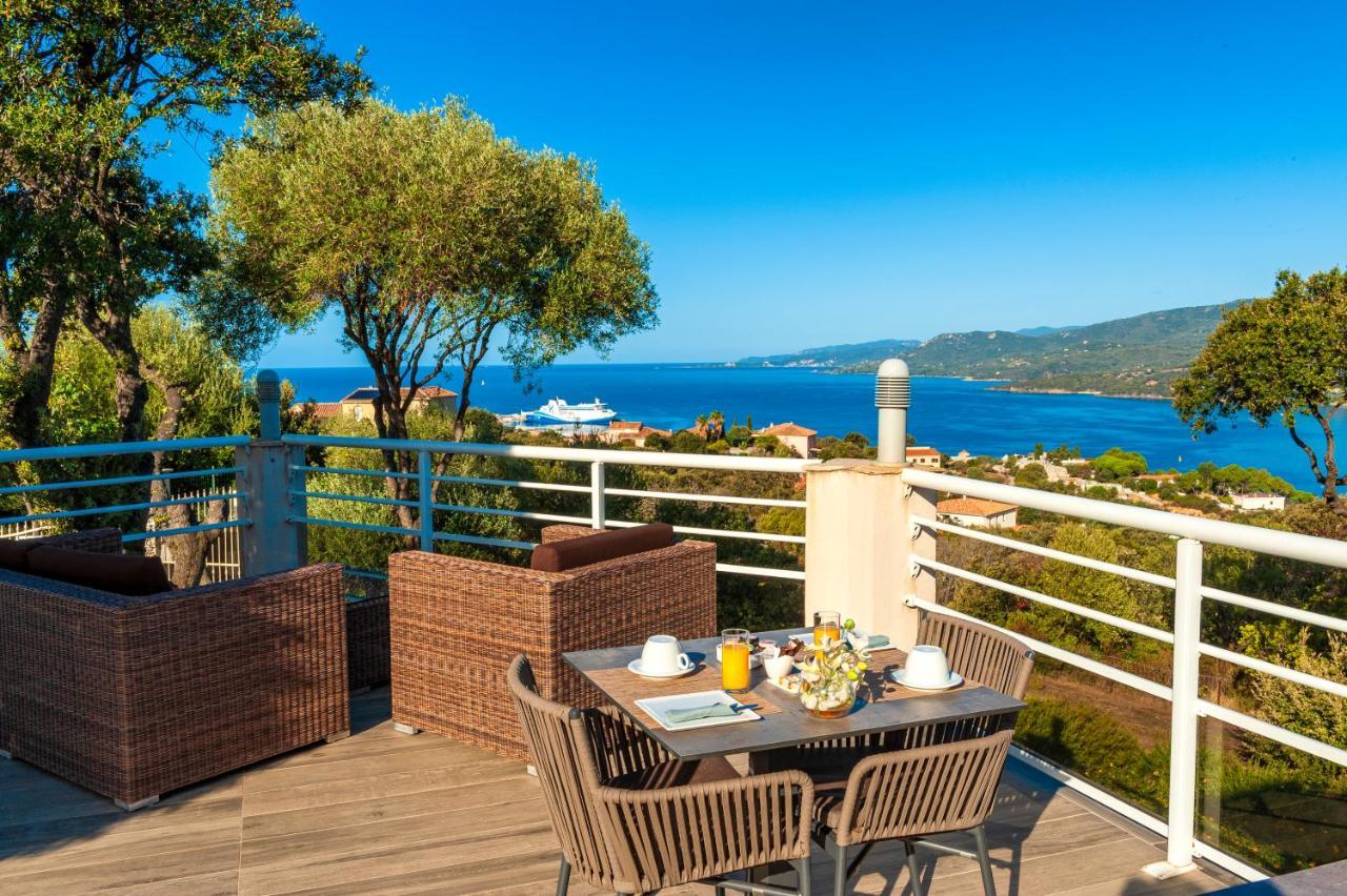 & Aria Marina Aparthotel 3*