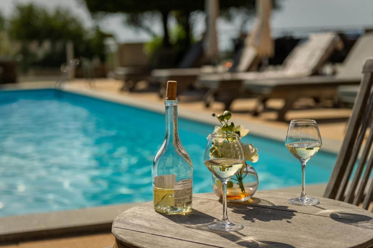 Aparthotel & Aria Marina 3*