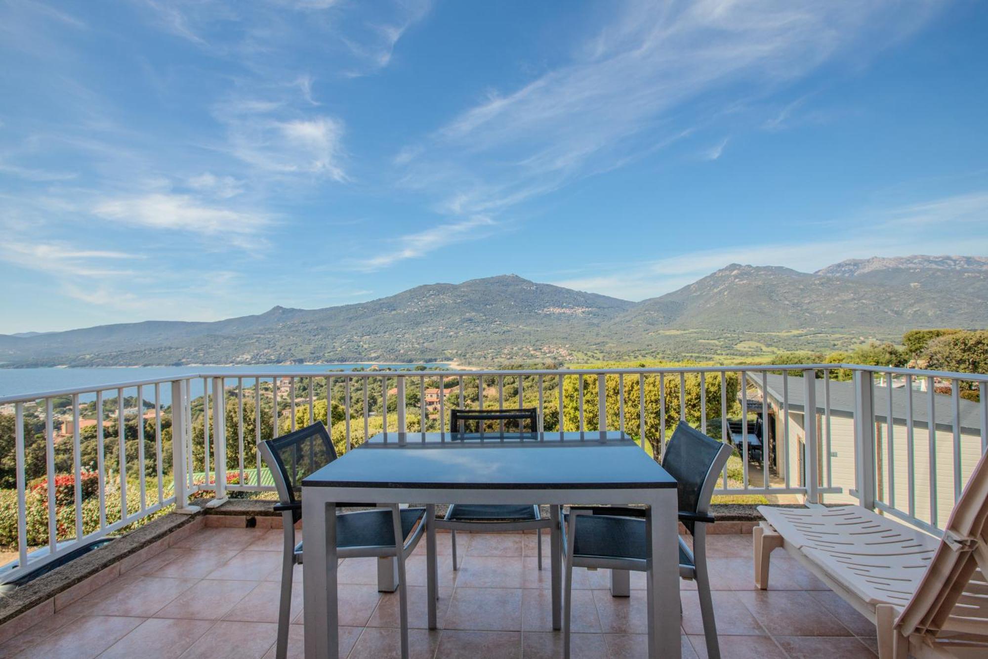 & Aria Marina Aparthotel Propriano (Corsica)
